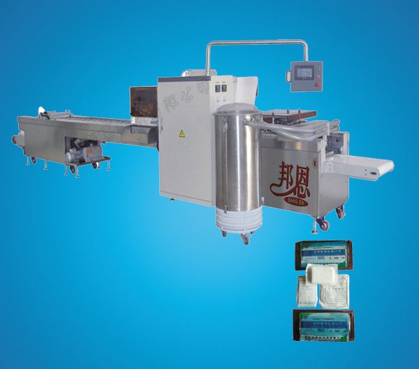 使用吸塑包裝機(jī)如何避免粘膜現(xiàn)象？